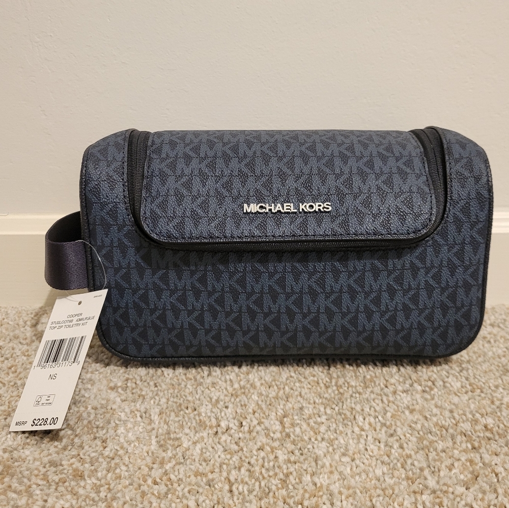 Michael Kors Cooper Logo Toiletry Kit Admiral Blue